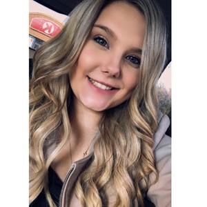 Meet your Posher, Carley